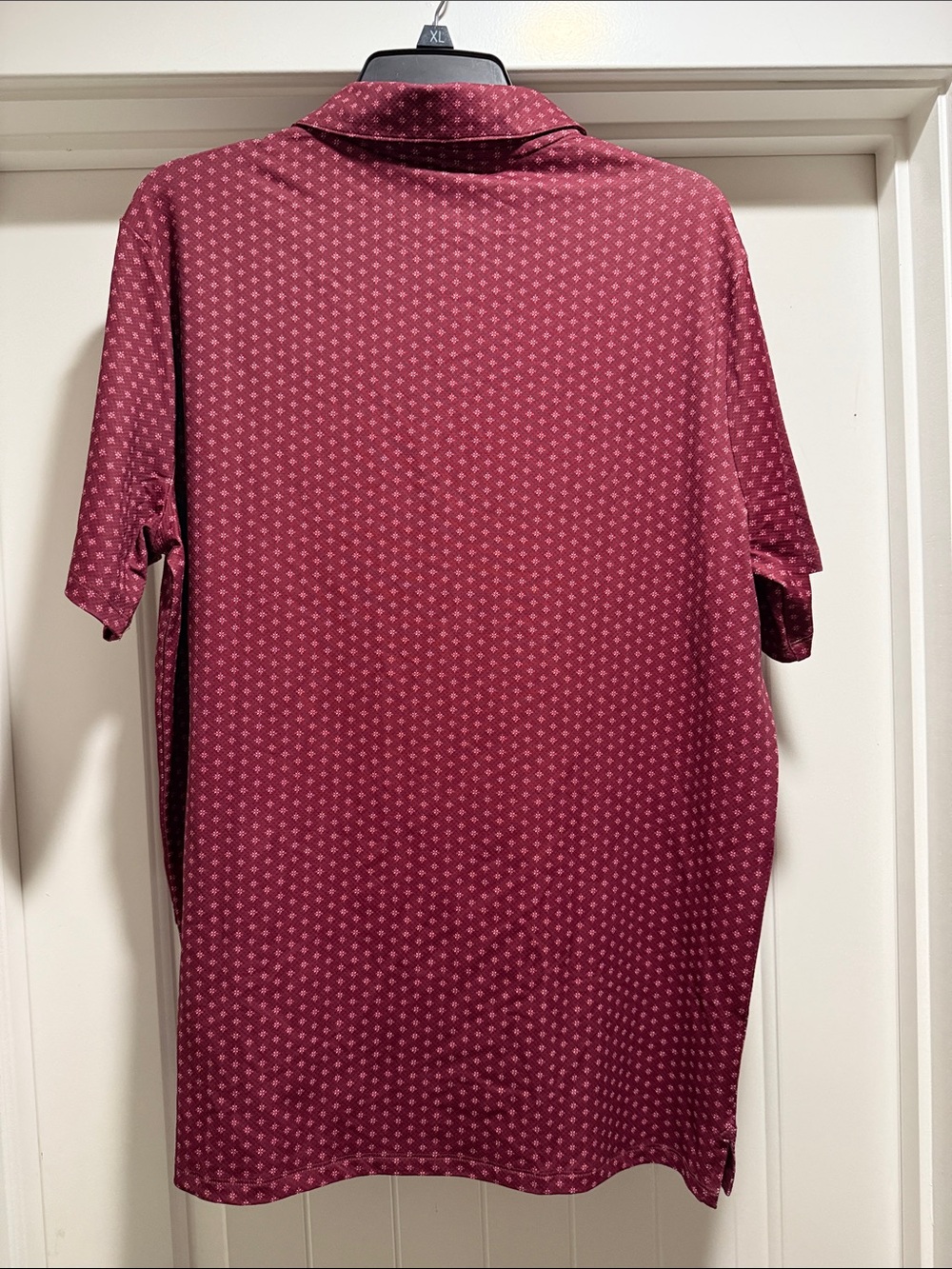 all in motion Men's Burgundy Geometric Polo - Picture 2 of 8